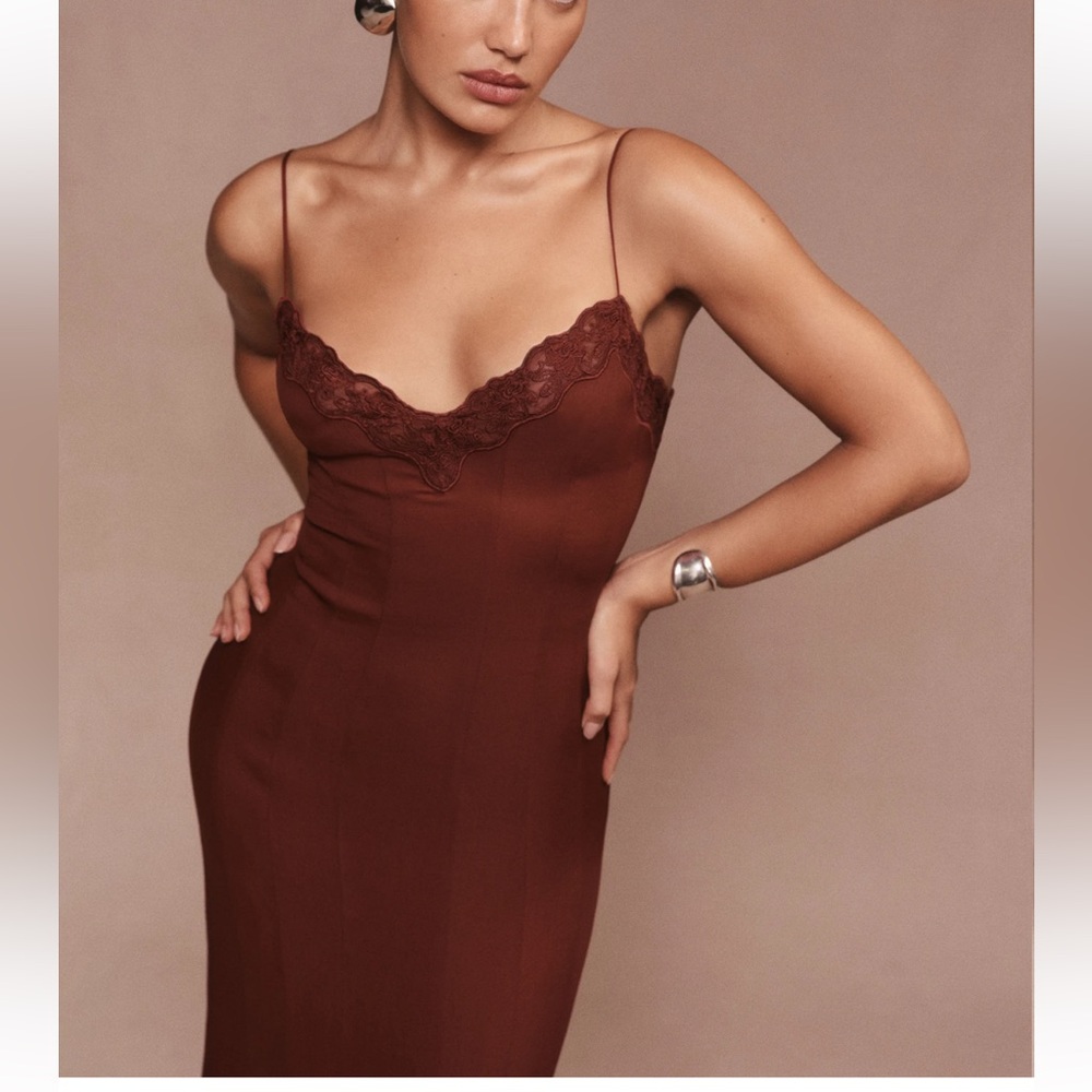 Reformation Anett Dress in Deep Brown - Picture 2 of 9